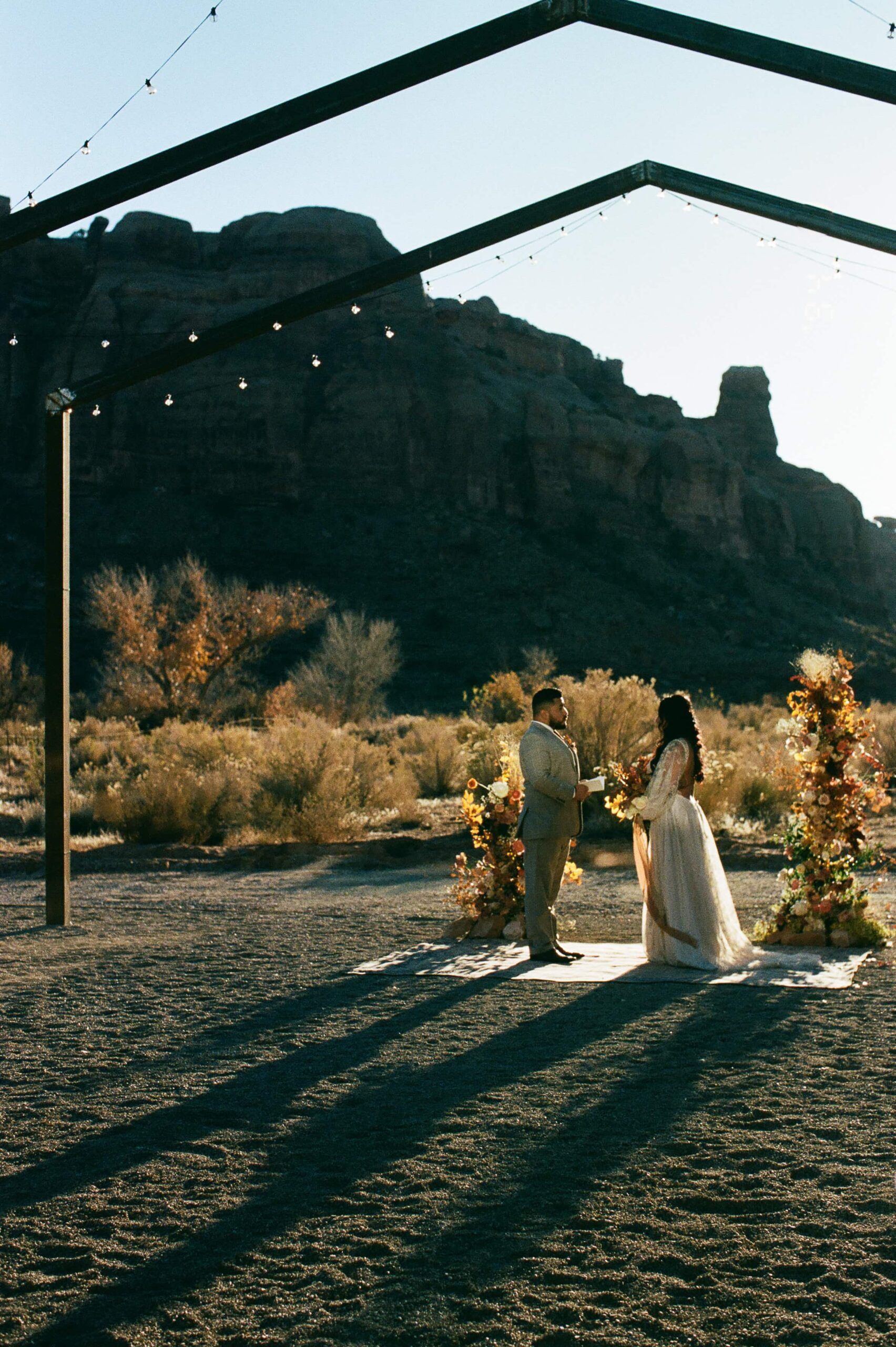 moab elopement at red earth venue