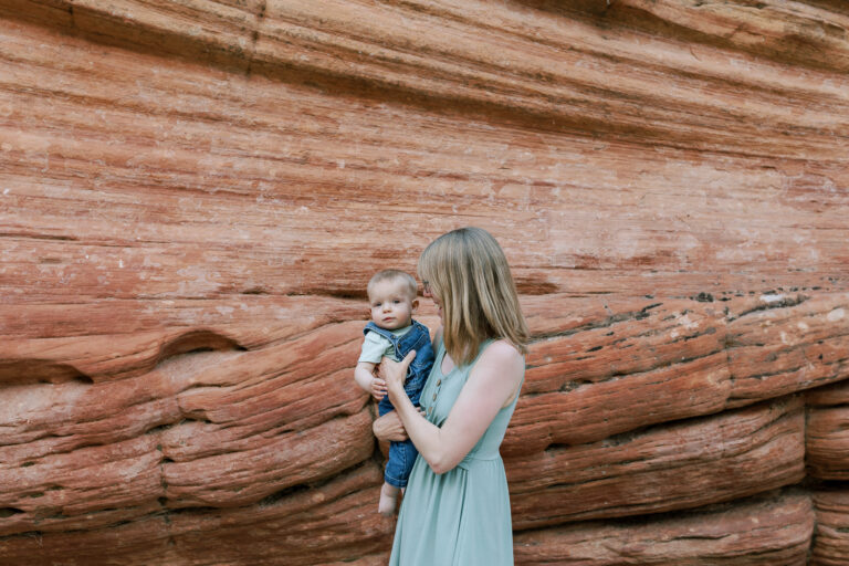 What to Wear to Your Zion Family Photo Session